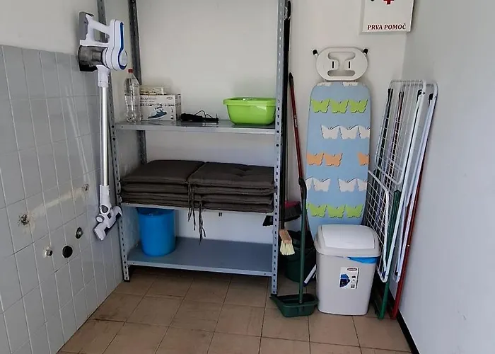 Apartmaji Kos 公寓